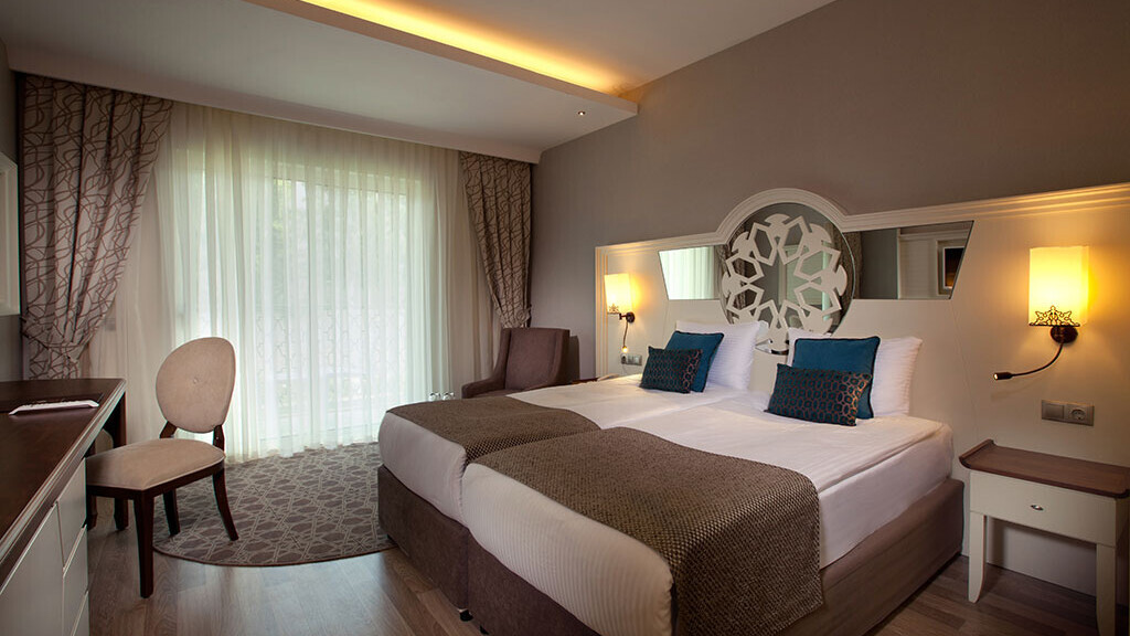 Diamond Premium Hotel and Spa